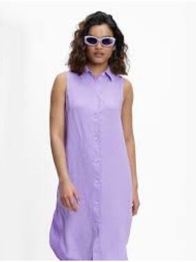 Sleeveless Lilac Button-Front Shirt Dress by Boho Chic. Medium